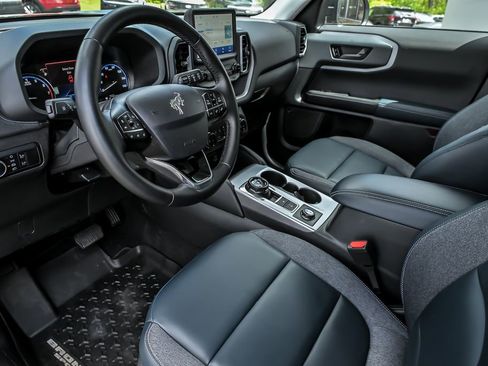 Used 2024 Ford Bronco Sport Outer Banks w/ Tech Package AWD/4WD image 14
