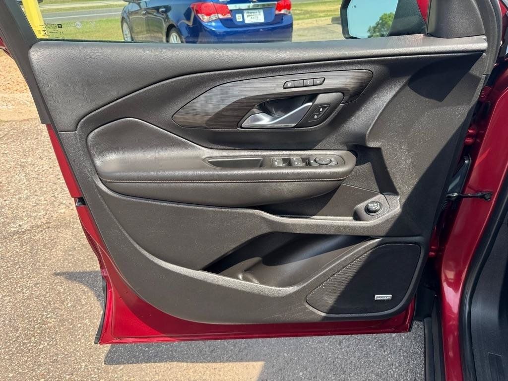 Used 2018 GMC Terrain SLT w/ Preferred Package AWD/4WD image 16