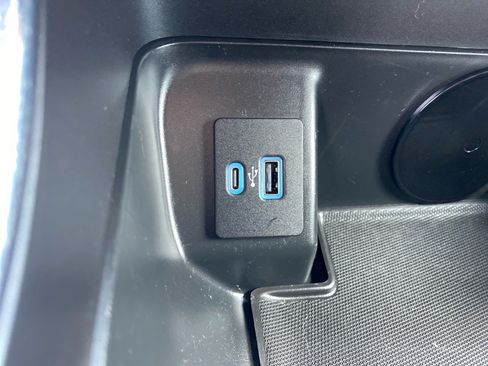 Used 2022 Ford F150 XLT w/ Equipment Group 302A High AWD/4WD image 16