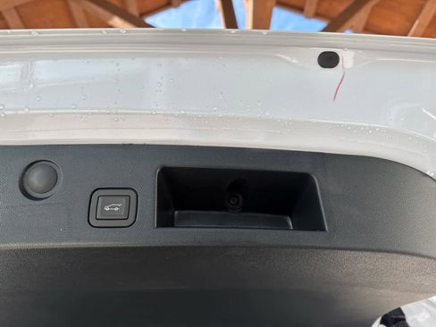 New 2026 Chevrolet Equinox RS w/ Convenience Package III image 44