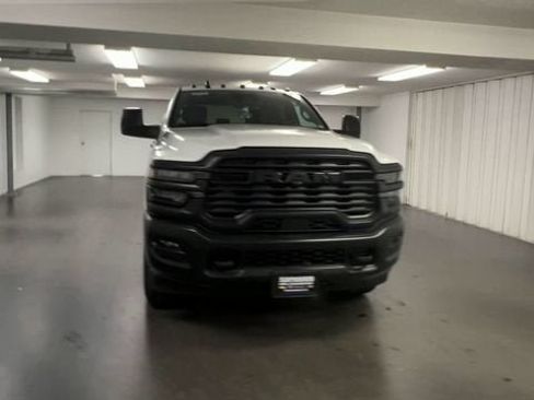 Used 2026 RAM 3500 Tradesman AWD/4WD image 3