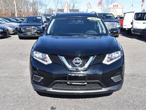 Used 2015 Nissan Rogue SV image 2