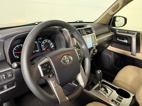 Used 2020 Toyota 4Runner SR5 Premium w/ Moonroof Package image 17