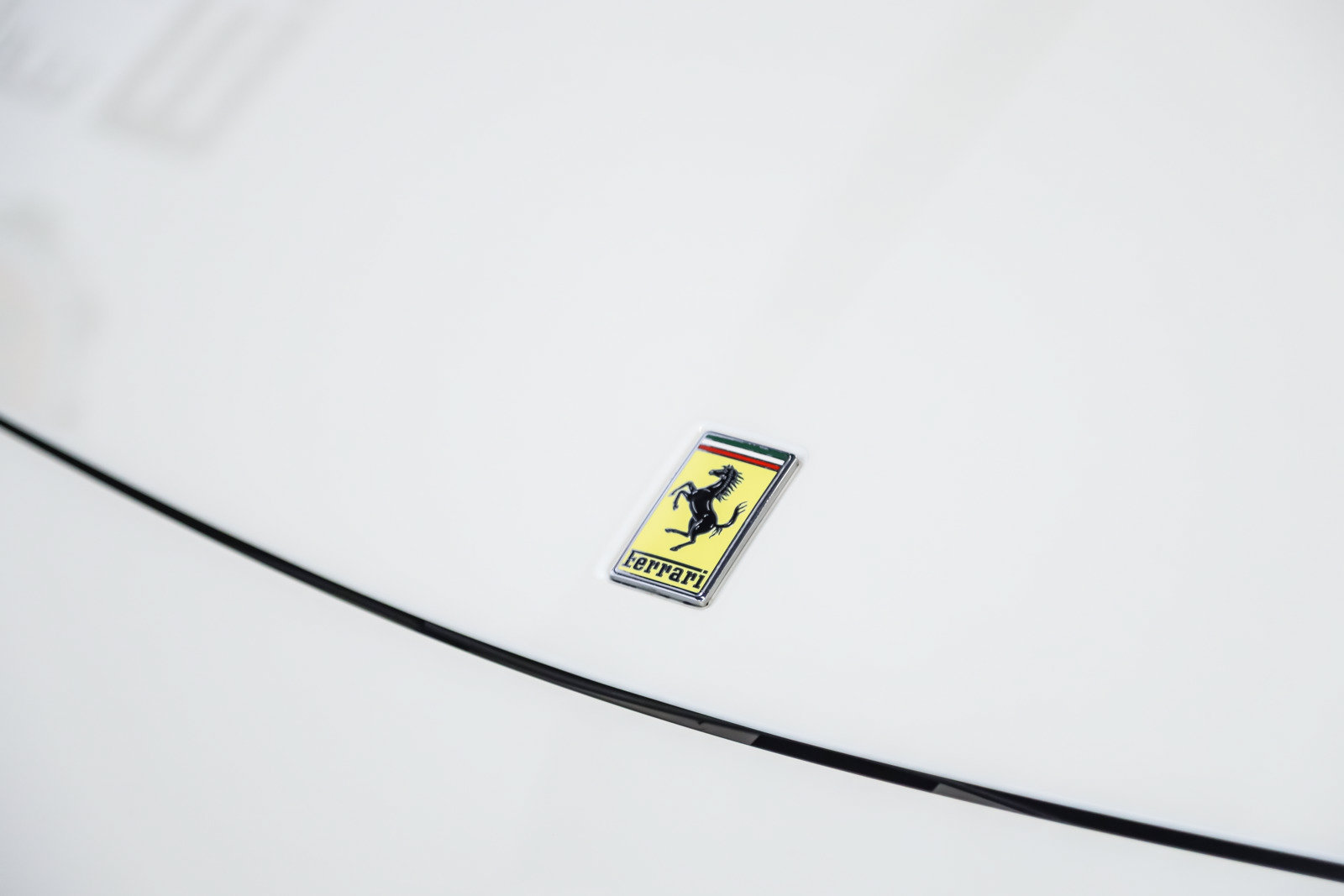 Used 2015 Ferrari 458 Spider RWD image 27