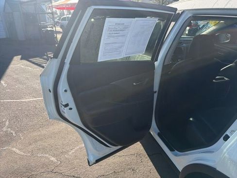 Used 2020 Nissan Murano SL w/ Moonroof Package image 27