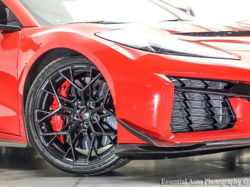 Used 2026 Chevrolet Corvette ZR1 w/ ZR1 Carbon Fiber Aero Package RWD image 4