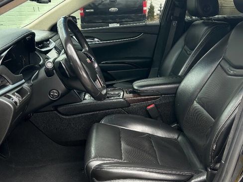 Used 2019 Cadillac XTS w/ Rear Seat Comfort Package image 9