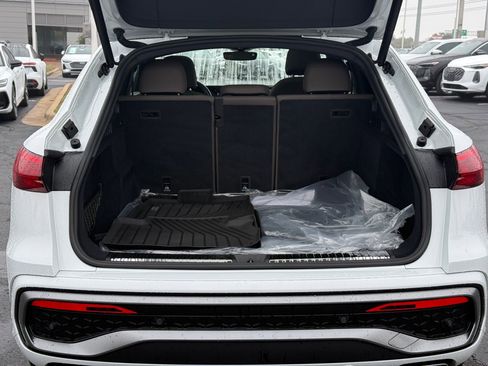 Certified 2025 Audi Q5 Premium Plus w/ Premium Plus image 30
