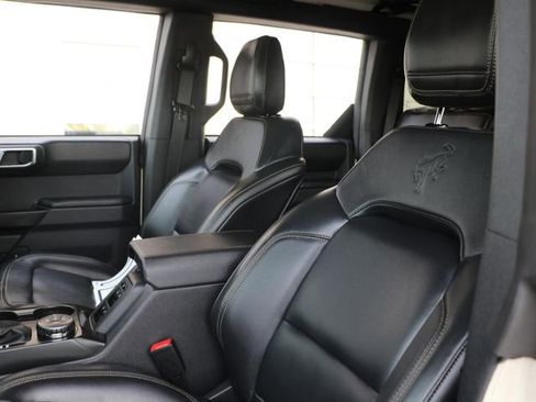 Used 2025 Ford Bronco Badlands AWD/4WD image 21