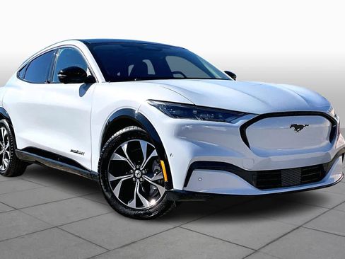 Certified 2022 Ford Mustang Mach-E Premium image 2