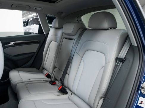 Used 2017 Audi Q5 2.0T Premium Plus w/ Technology Package image 21