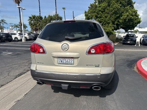 Used 2008 Buick Enclave CXL w/ Entertainment Package #1 image 16