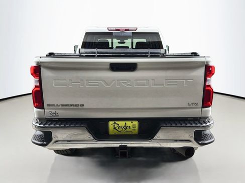 Used 2021 Chevrolet Silverado 3500 LTZ w/ LTZ Premium Package AWD/4WD image 7