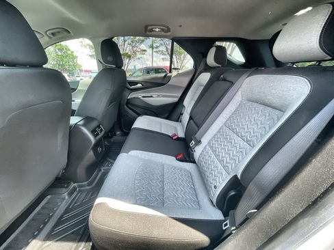 Used 2022 Chevrolet Equinox LT FWD image 24