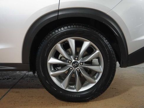 Used 2021 INFINITI QX50 Luxe image 10