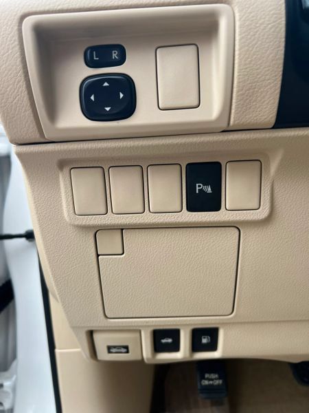 Used 2013 Lexus ES 350 w/ Premium Pkg FWD image 22