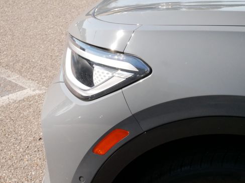Certified 2023 Volkswagen ID.4 Pro S AWD/4WD image 16