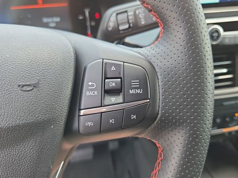 Used 2025 Ford Escape ST-Line AWD/4WD image 21