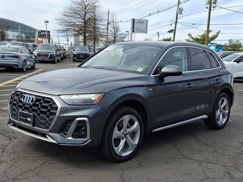 Certified 2023 Audi Q5 2.0T Premium Plus image 10