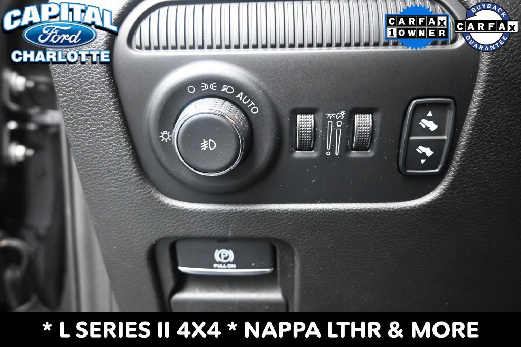 Used 2024 Jeep Wagoneer L Series II w/ Flexible Seating Group AWD/4WD image 17