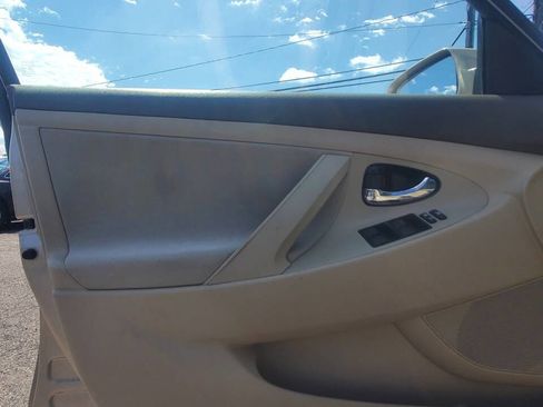 Used 2008 Toyota Camry LE FWD image 13