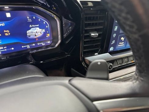 Used 2023 Chevrolet Silverado 1500 RST AWD/4WD image 30