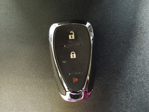 Used 2024 Chevrolet Equinox LS w/ LS Convenience Package FWD image 32