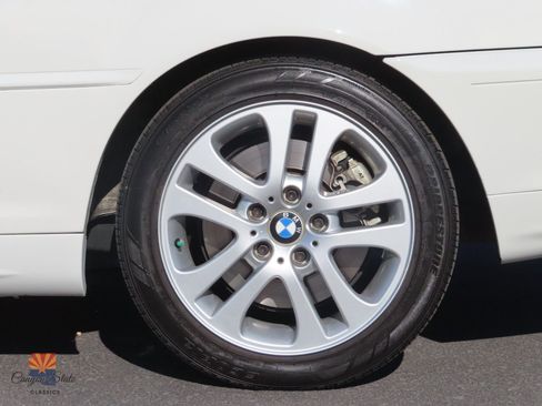 Used 2001 BMW 330Ci Convertible image 20