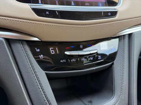 Used 2023 Cadillac XT5 Sportv w/ Platinum Package AWD/4WD image 35