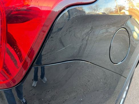 Used 2014 Ford Explorer XLT w/ Equipment Group 201A image 12