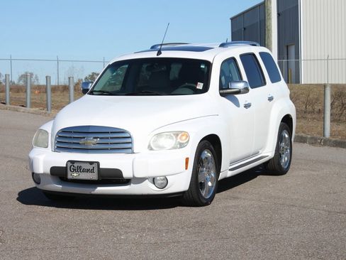 Used 2011 Chevrolet HHR LT w/ LT Preferred Equipment Group image 2