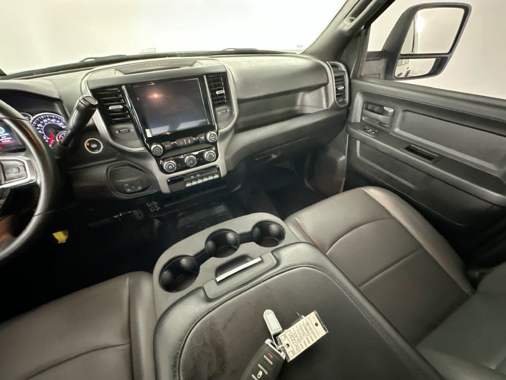Used 2025 RAM 3500 Tradesman AWD/4WD image 11