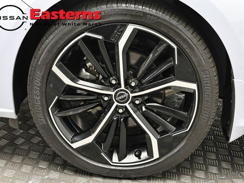 Used 2023 Nissan Altima 2.5 SR w/ SR Premium Package FWD image 32