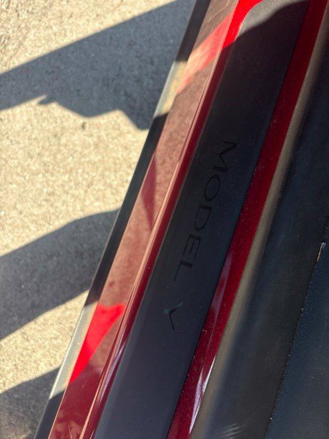 Used 2022 Tesla Model Y Performance AWD/4WD image 27