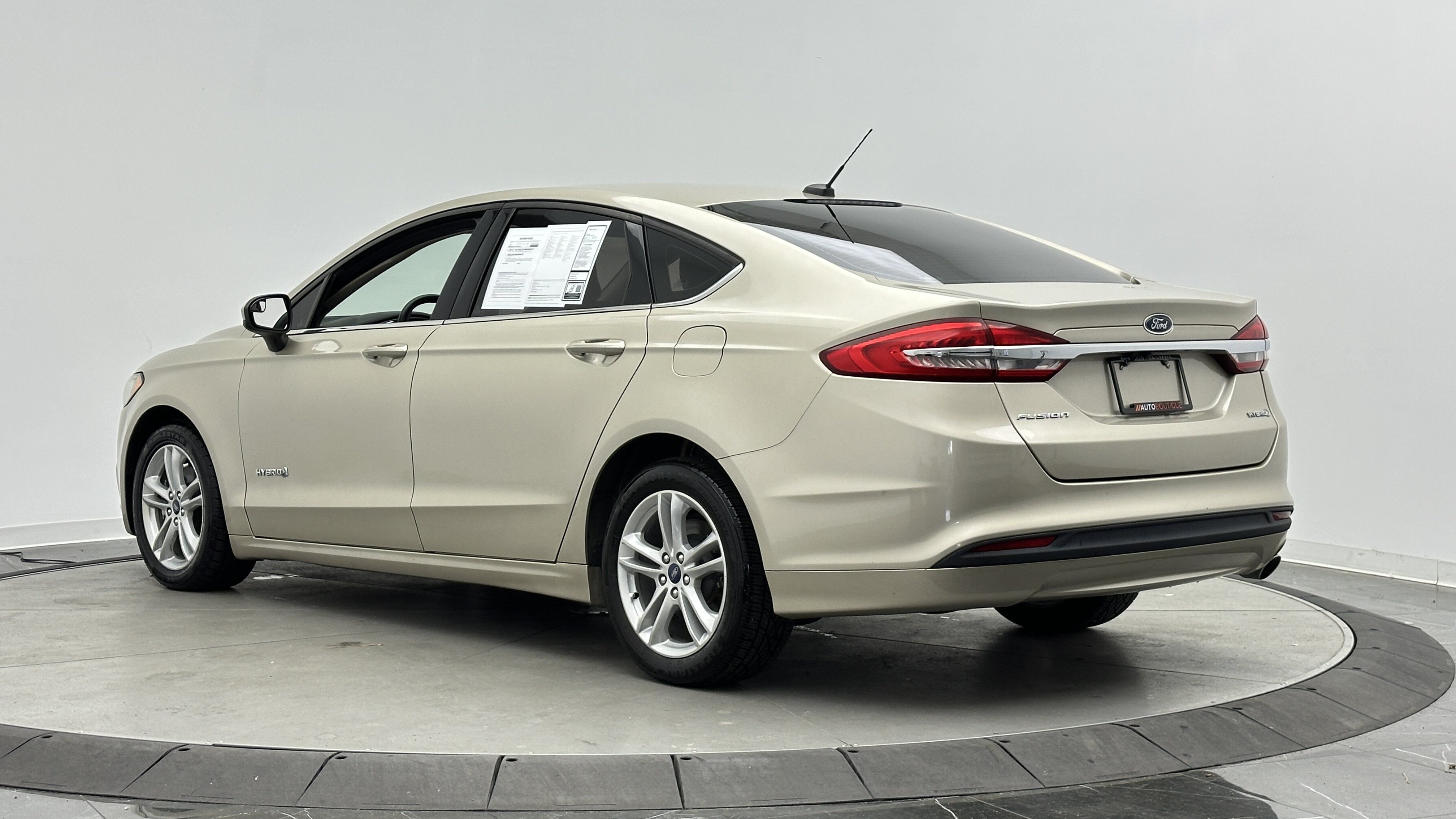 Used 2018 Ford Fusion S FWD image 4
