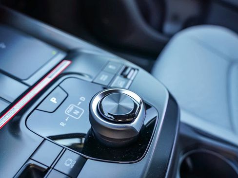 New 2026 Subaru Solterra Premium image 23