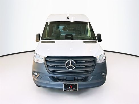 New 2025 Mercedes-Benz Sprinter 2500 image 2