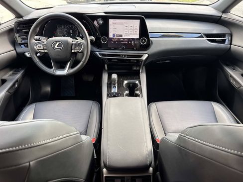 Used 2024 Lexus RX 350 FWD w/ Technology Package image 20