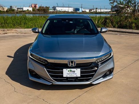 Certified 2022 Honda Accord EX-L image 2