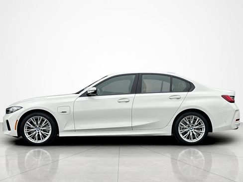 Used 2023 BMW 330e w/ Premium Package RWD image 2