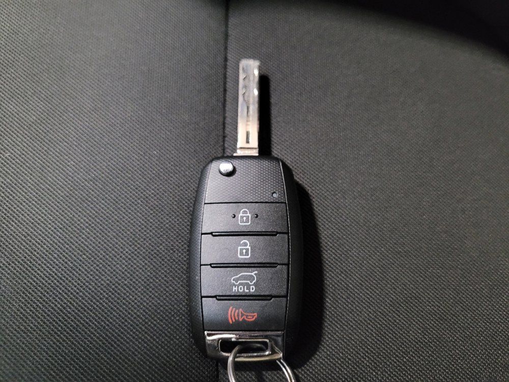 Used 2019 Kia Soul FWD image 32