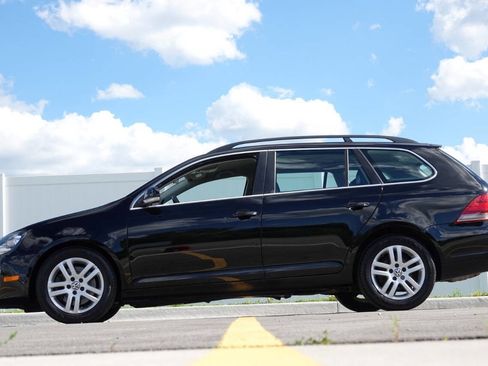 Used 2013 Volkswagen Jetta TDI FWD image 16