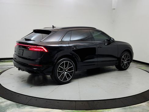 Used 2019 Audi Q8 Prestige w/ Year 1 Package AWD/4WD image 5