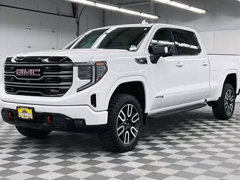 Used 2025 GMC Sierra 1500 AT4 w/ Technology Package image 13