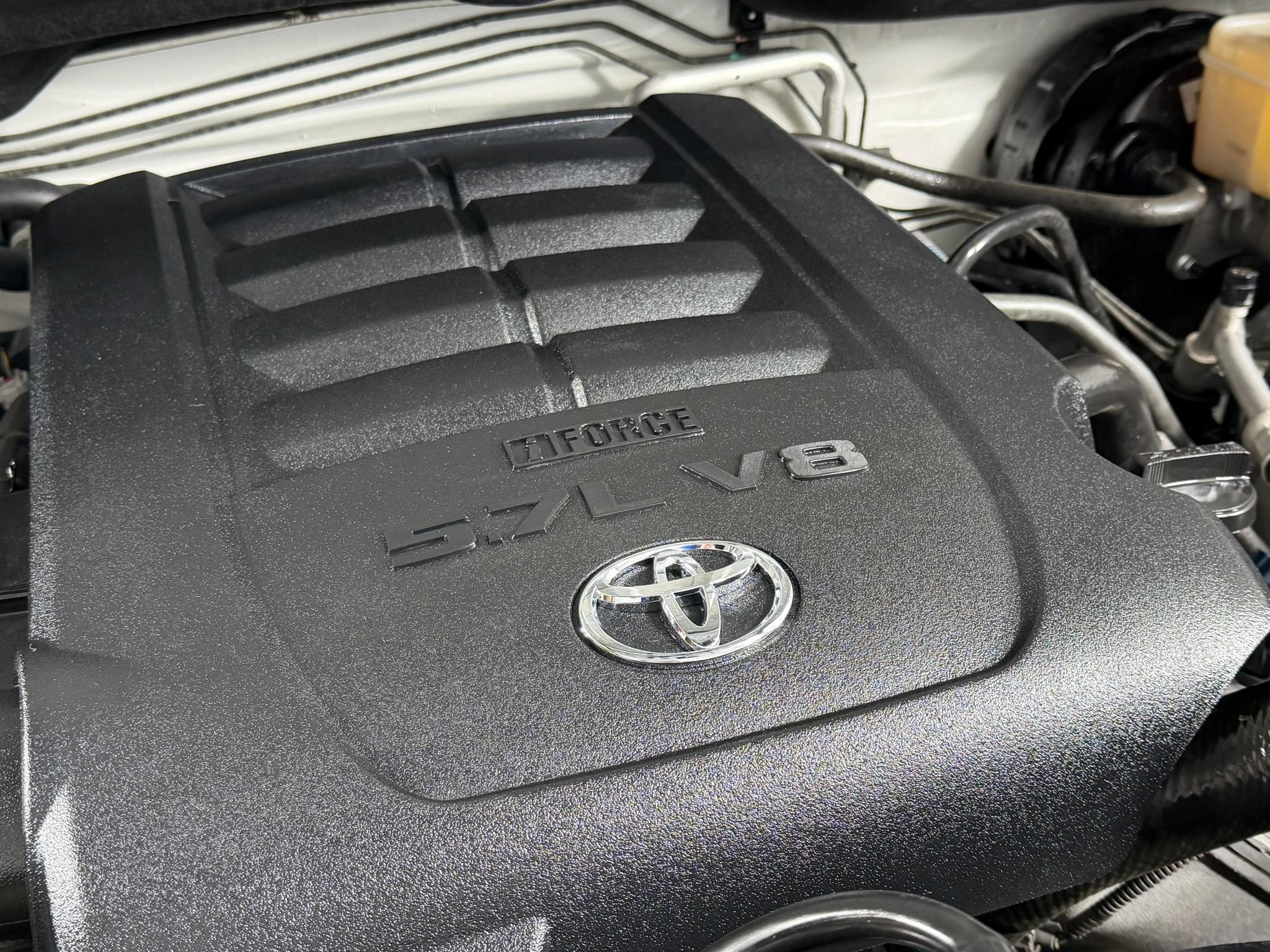 Used 2016 Toyota Sequoia SR5 AWD/4WD image 31