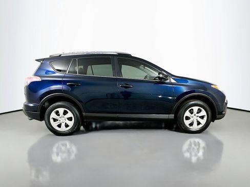 Used 2018 Toyota RAV4 XLE image 9