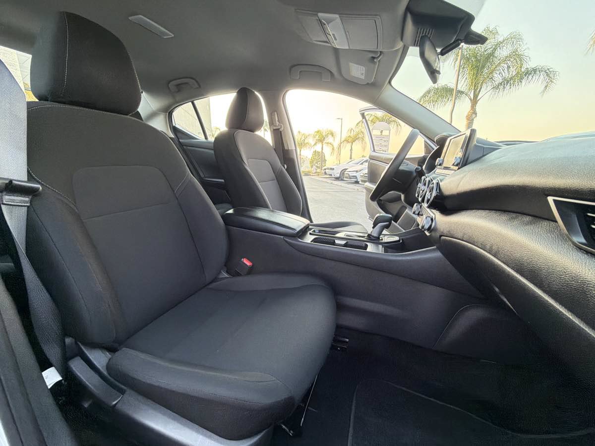 Used 2024 Nissan Sentra S FWD image 18