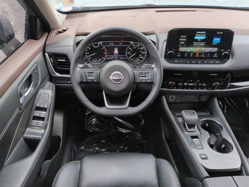 Certified 2023 Nissan Rogue SL w/ SL Premium Package FWD image 16