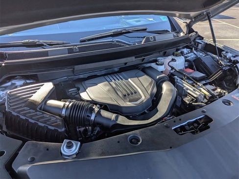 Used 2025 Buick Enclave Preferred image 27