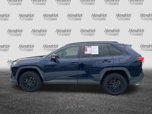 Used 2021 Toyota RAV4 XLE FWD image 7